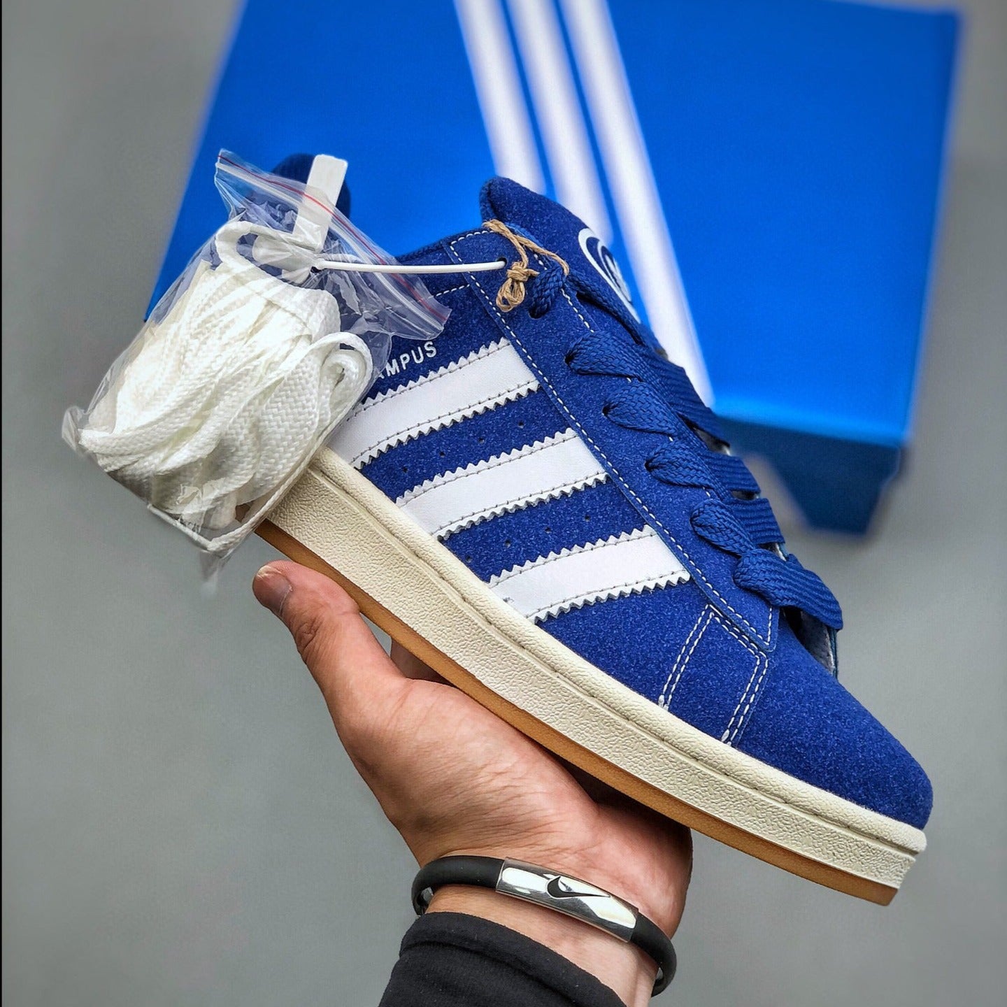 adidas Campus 00s